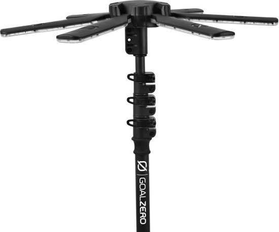 פנס שטח ניייד על חצובה דגם Skylight מבית GoalZero